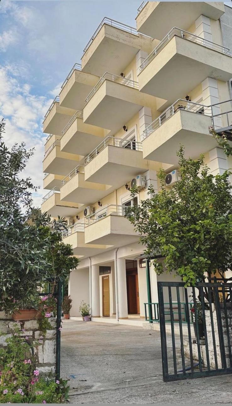 Apartment Nevi Sarande